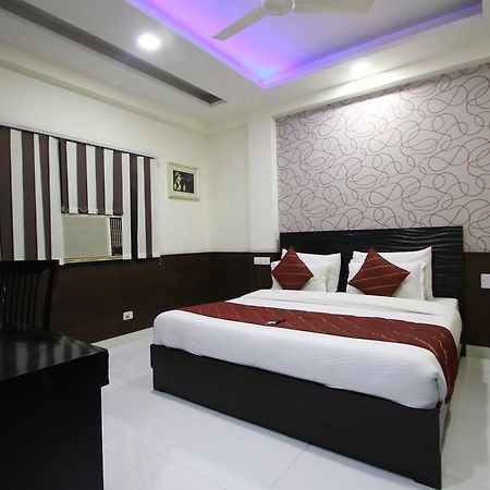 Hotel Hill Palace -Near Karol Bagh Metro Station Delhi  Dış mekan fotoğraf