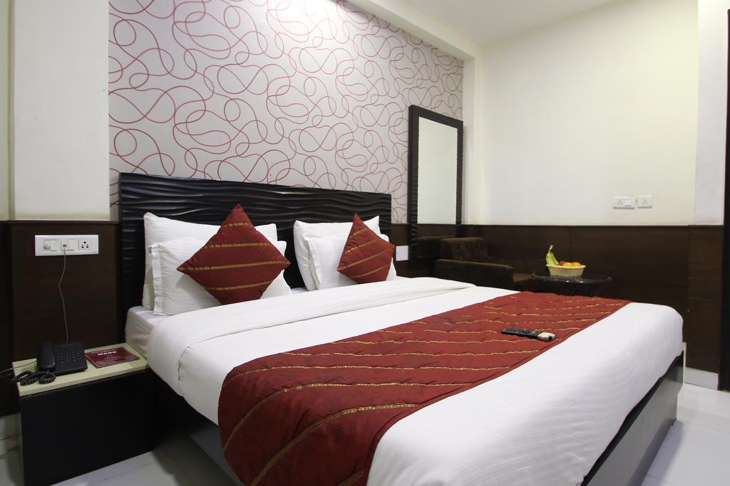 Hotel Hill Palace -Near Karol Bagh Metro Station Delhi  Dış mekan fotoğraf