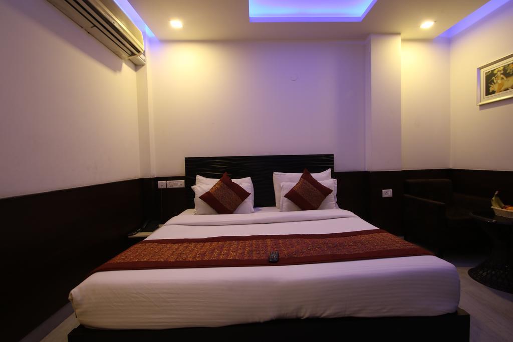 Hotel Hill Palace -Near Karol Bagh Metro Station Delhi  Dış mekan fotoğraf