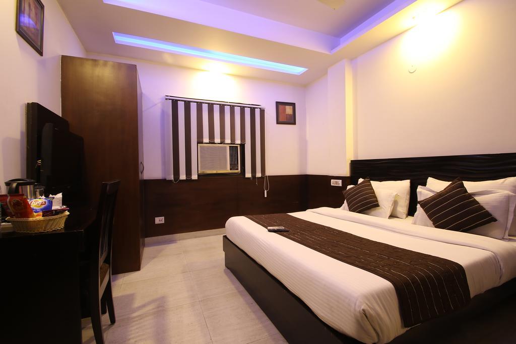 Hotel Hill Palace -Near Karol Bagh Metro Station Delhi  Dış mekan fotoğraf