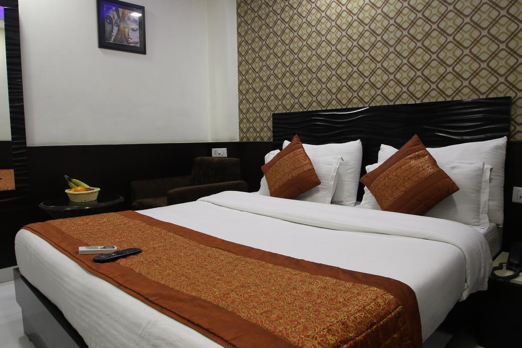 Hotel Hill Palace -Near Karol Bagh Metro Station Delhi  Dış mekan fotoğraf