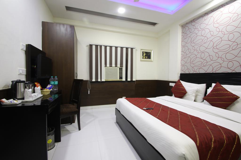 Hotel Hill Palace -Near Karol Bagh Metro Station Delhi  Dış mekan fotoğraf