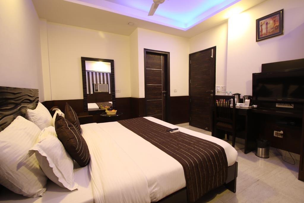 Hotel Hill Palace -Near Karol Bagh Metro Station Delhi  Dış mekan fotoğraf